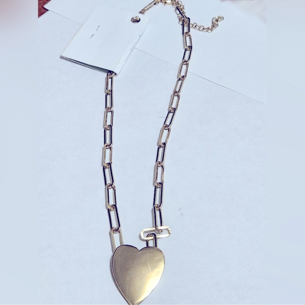 Fashion Jewelry Heart Necklace - Picture 3 of 3
